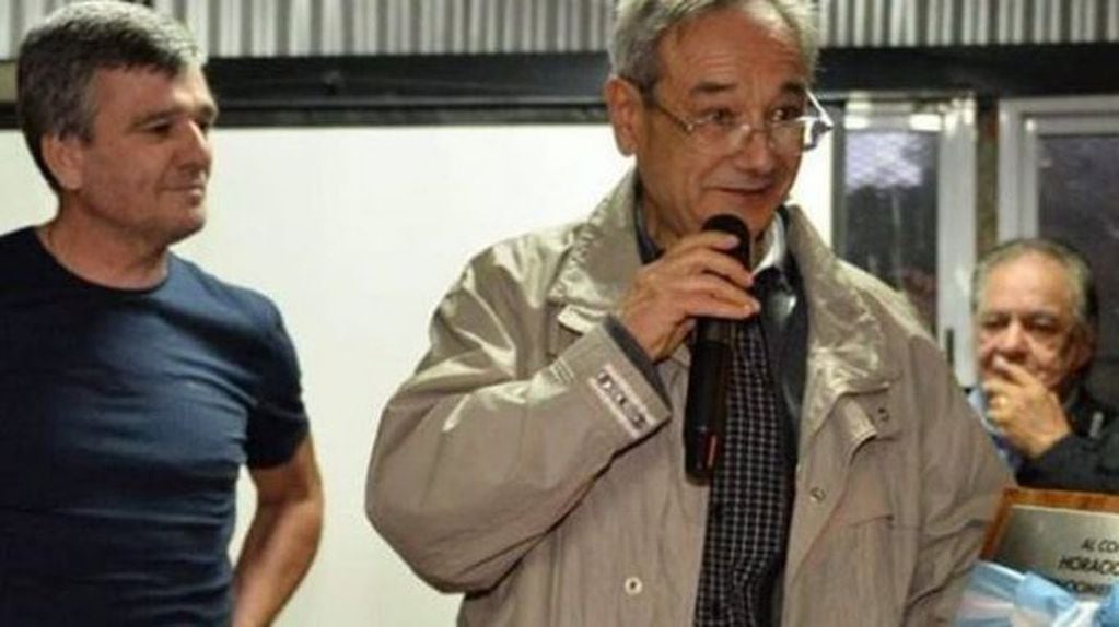 Horacio Rafael Román, exsenador nacional de 72 años, fue sorprendido por los ladrones cuando dormía junto a su esposa. Twitter @NuevoDiarioSDE