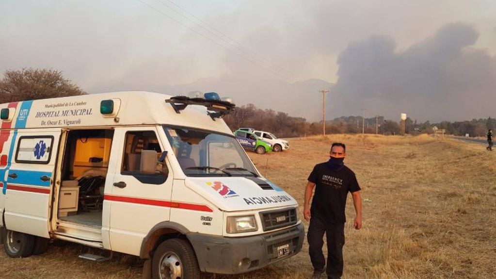 Victor Correa colaborando en los incendios de Ongamira.