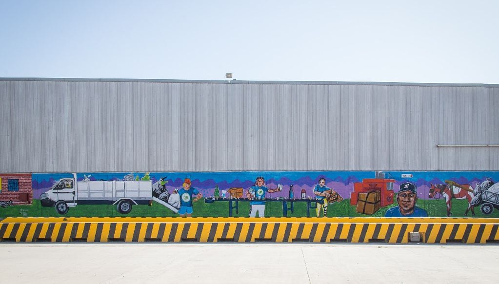 El mural se encuentra a la entrada del Centro Verde Las Heras. Gentileza MLH