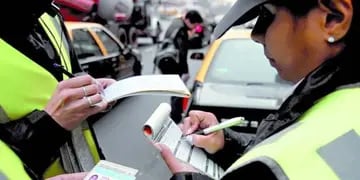 Cómo consultar las multas de tránsito de forma online.