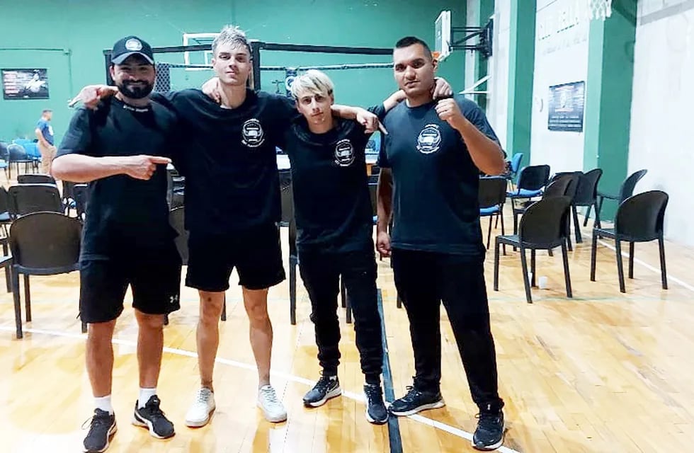 Competidores Tresarroyenses participaron de un evento de MMA en Bahía Blanca