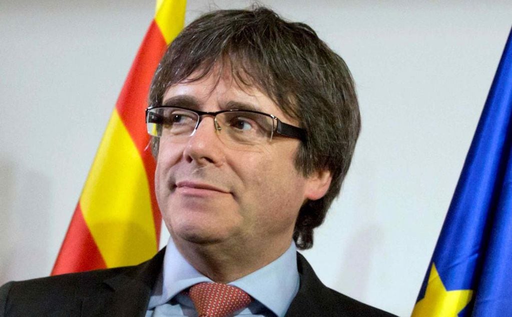 Carles Puigdemont. El expresidente regional catalán, quedó en libertad en Italia. (AP)