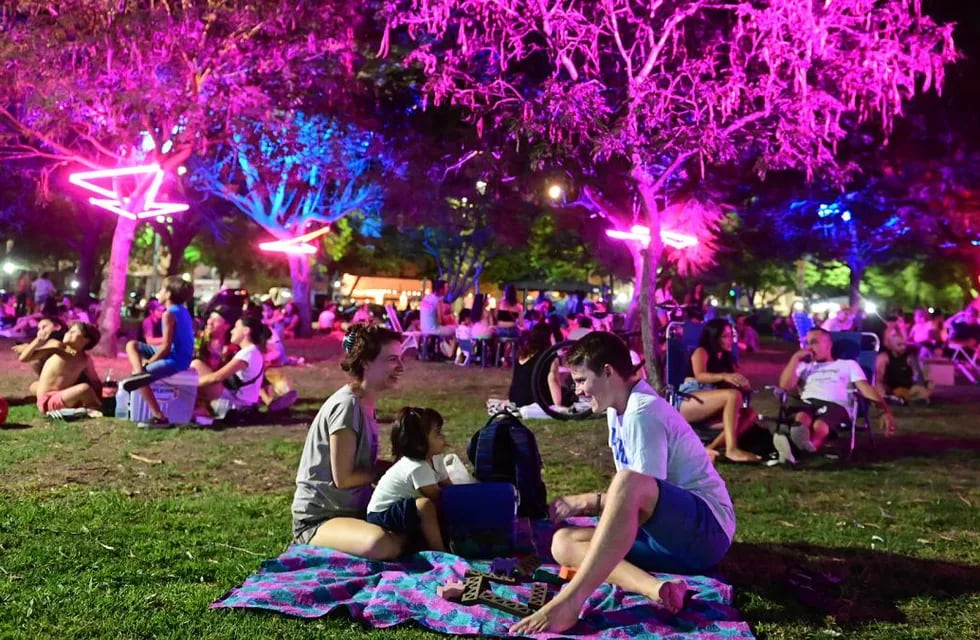 La ciudad tendrá una nueva edición de los picnics nocturnos de verano