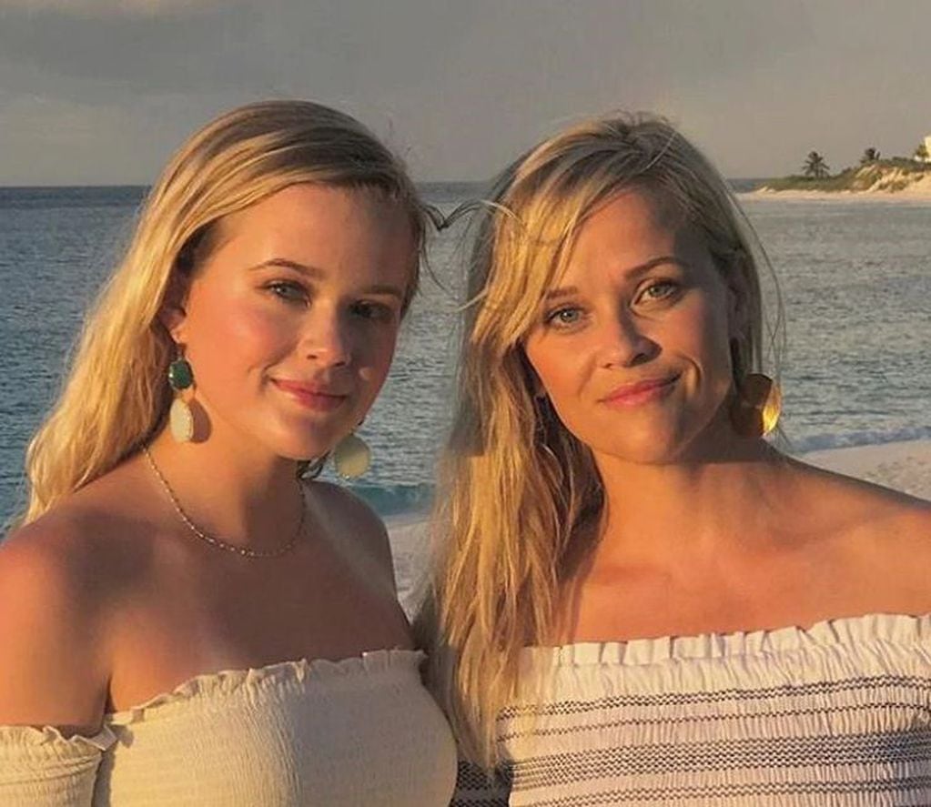 Ava Phillippe y Reese Witherspoon.