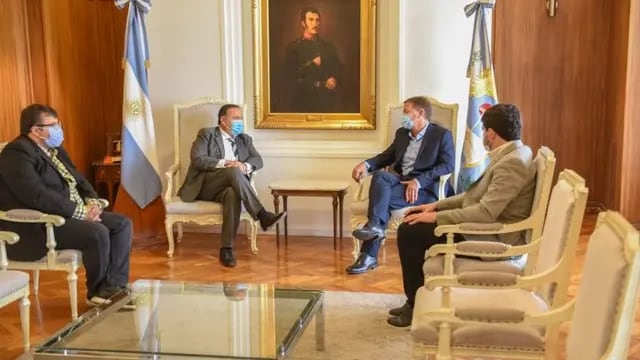 Visita del gobernador de La Rioja a la Casa de Gobierno de Mendoza