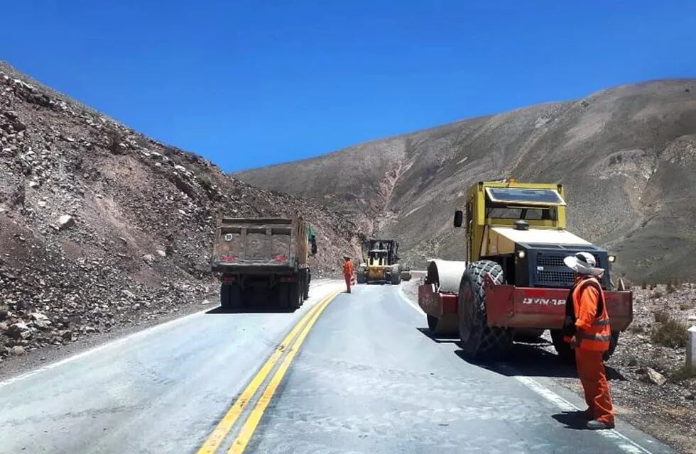 Vialidad Nacional trabaja en la Ruta 52, en Jujuy
