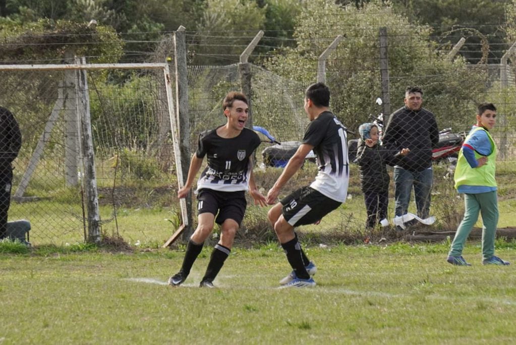 Fútbol Cultural Arroyito vs Pueblos Unidos La Tordilla