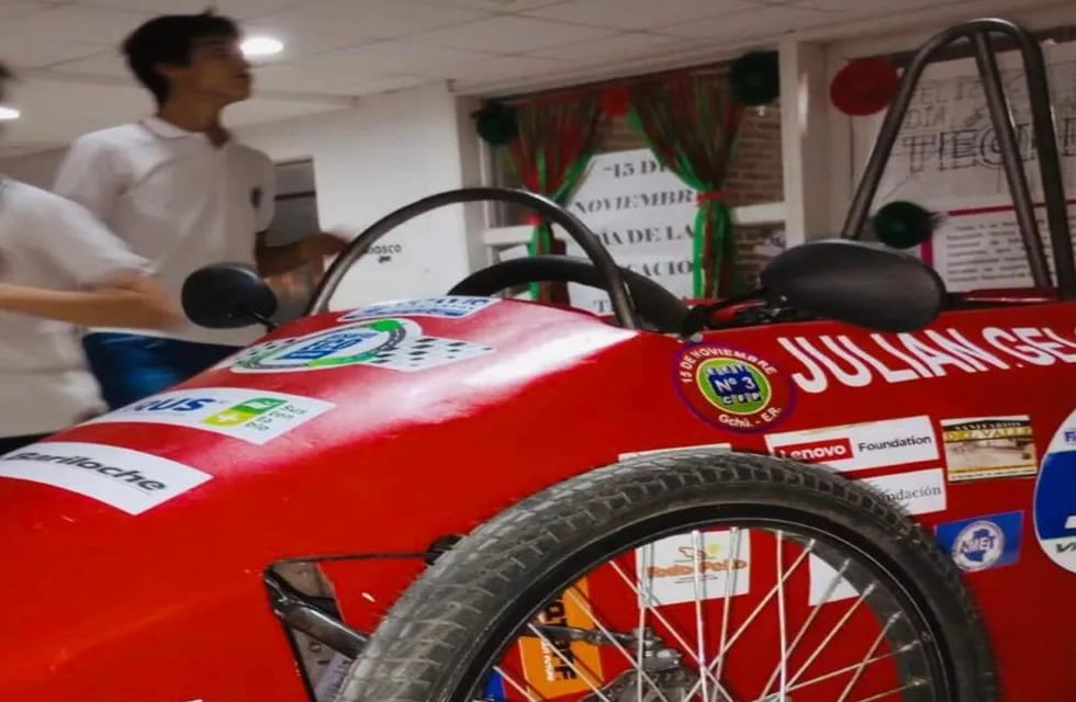 Autos ecológicos construidos por estudiantes de Entre Ríos