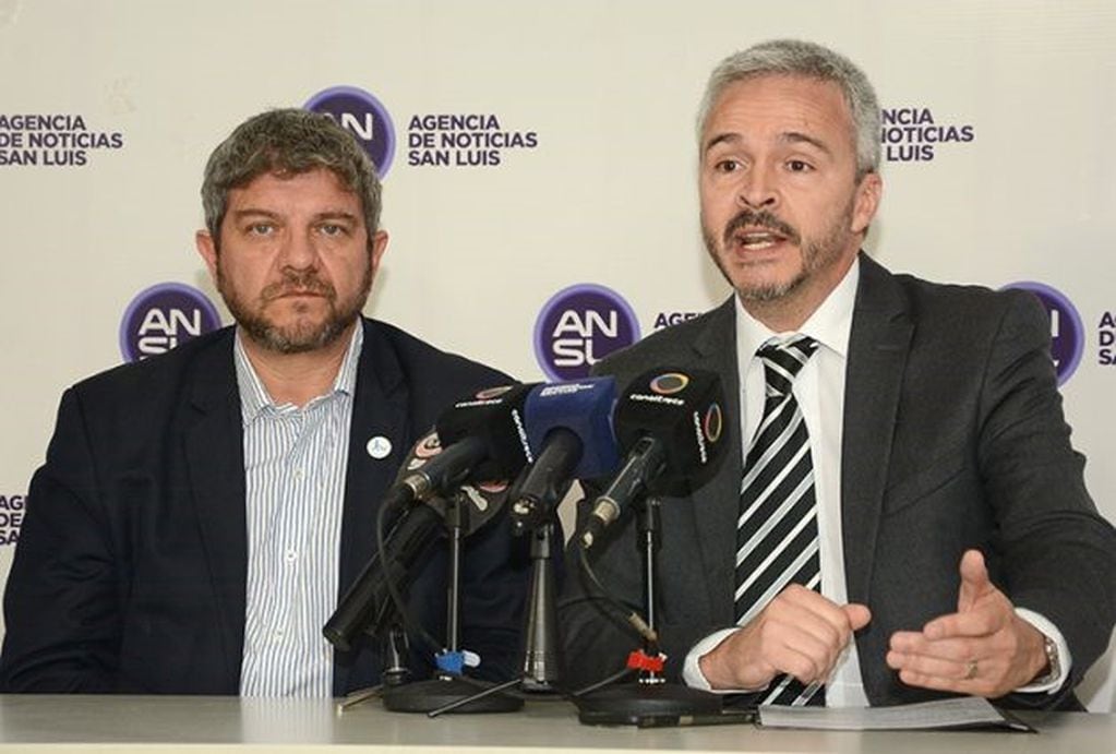 Eduardo Allende y Alberto Montiel Diaz en conferencia de prensa. Foto: Agencia de Noticias San Luis.