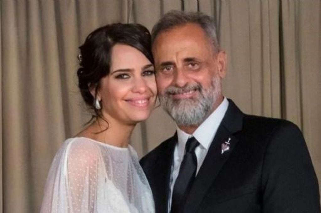 Jorge Rial se casó con Romina Pereiro en 2019. (Instagram/jrial)