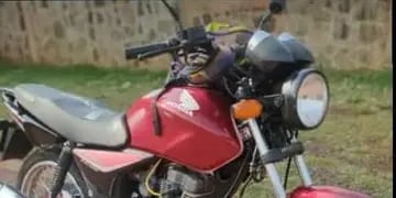 Eldorado: armados asaltaron a dos jovenes y les sustrajeron una motocicleta