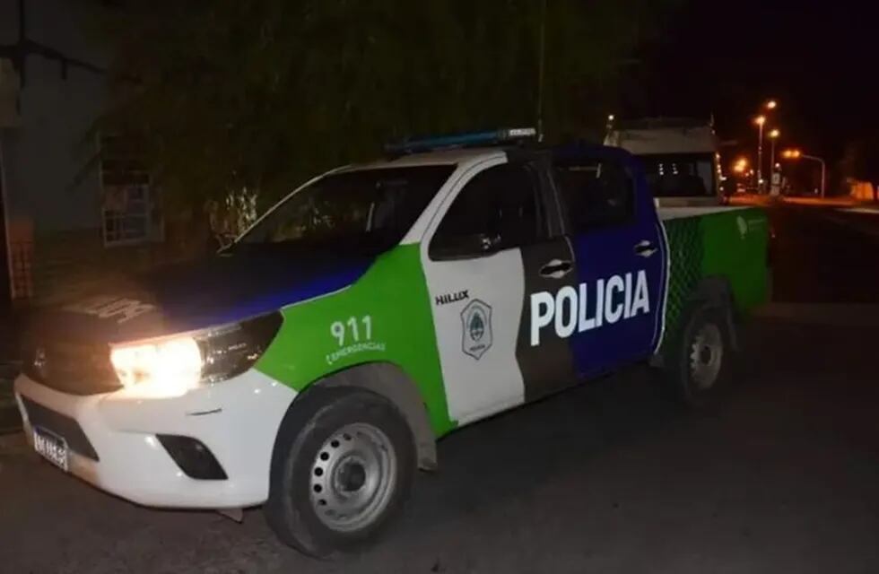 Asesinaron a un joven que volvía de la escuela nocturna para robarle el celular.