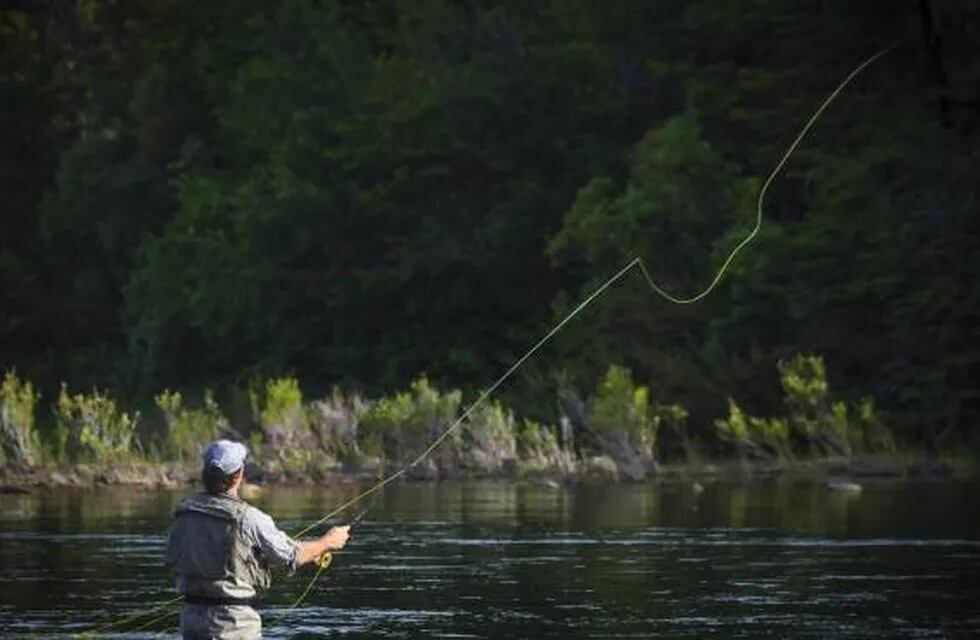 Está en marcha la temporada de pesca en Río Negro
