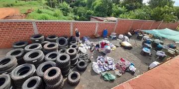 Decomisan cargamento de mercadería ilegal en Puerto Iguazú