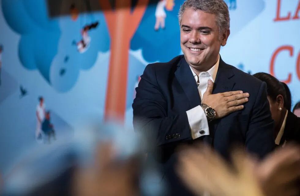 El presidente electo de Colombia, el uribista Iván Duque, se dirige a sus seguidores