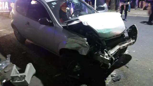 Detuvieron a un conductor alcoholizado que huyó tras chocar en Pichincha