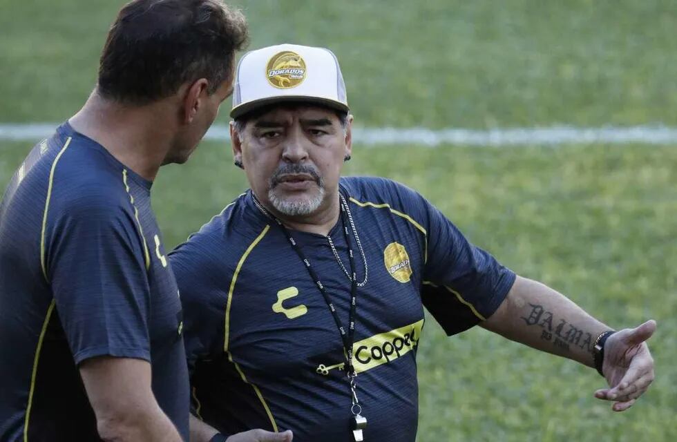 Maradona, cuando se rumoreaba que podía dirigir San Martín de San Juan