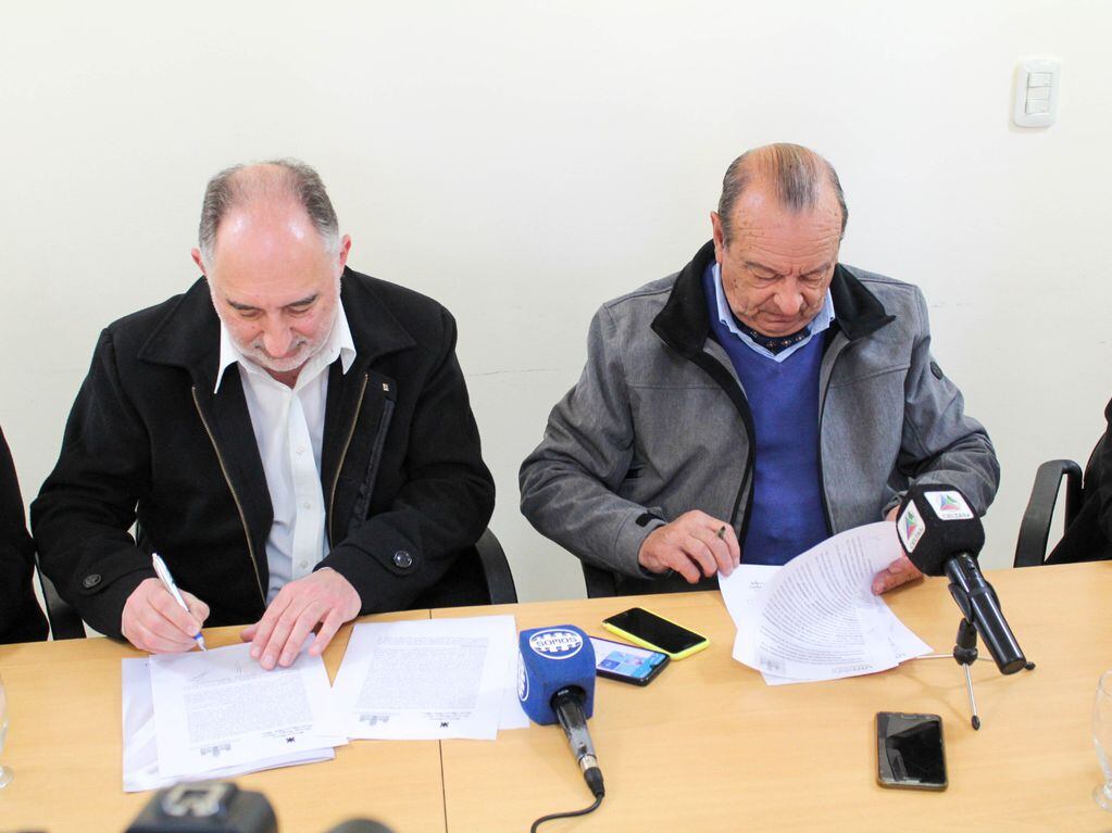 Se firmó convenio entre CRESTA y la UTN Facultad Regional Bahía Blanca