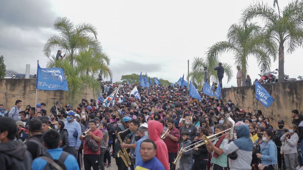 La militancia del peronismo y las organizaciones sociales, en el cierre de campaña del Frente de Todos en Jujuy.