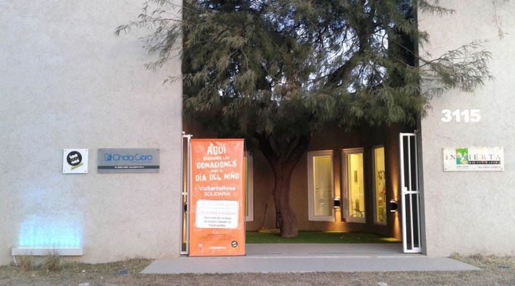 La sede de Vía Santa Rosa y La 100 Santa Rosa FM 105.3 (Vía Santa Rosa)