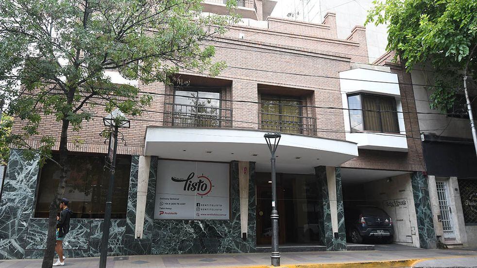 Los turistas fallecieron en el Hotel Reina Victoria ubicado en calle San Juan 1127 de Ciudad.