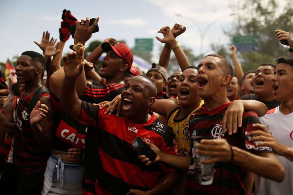 Una multitud despidió a Flamengo. (REUTERS)