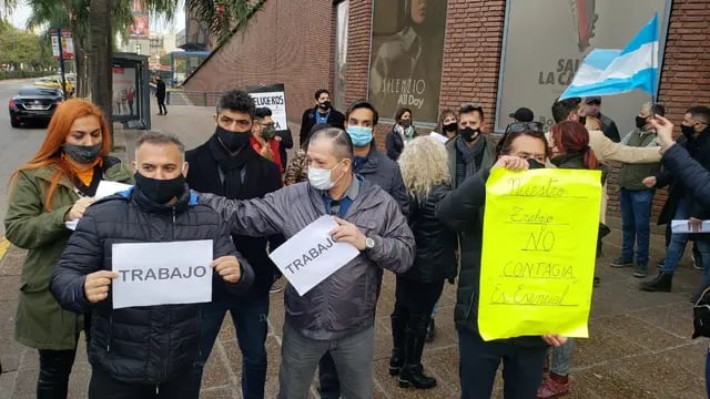 Protesta de peluqueros en Córdoba. (Ramiro Pereyra)