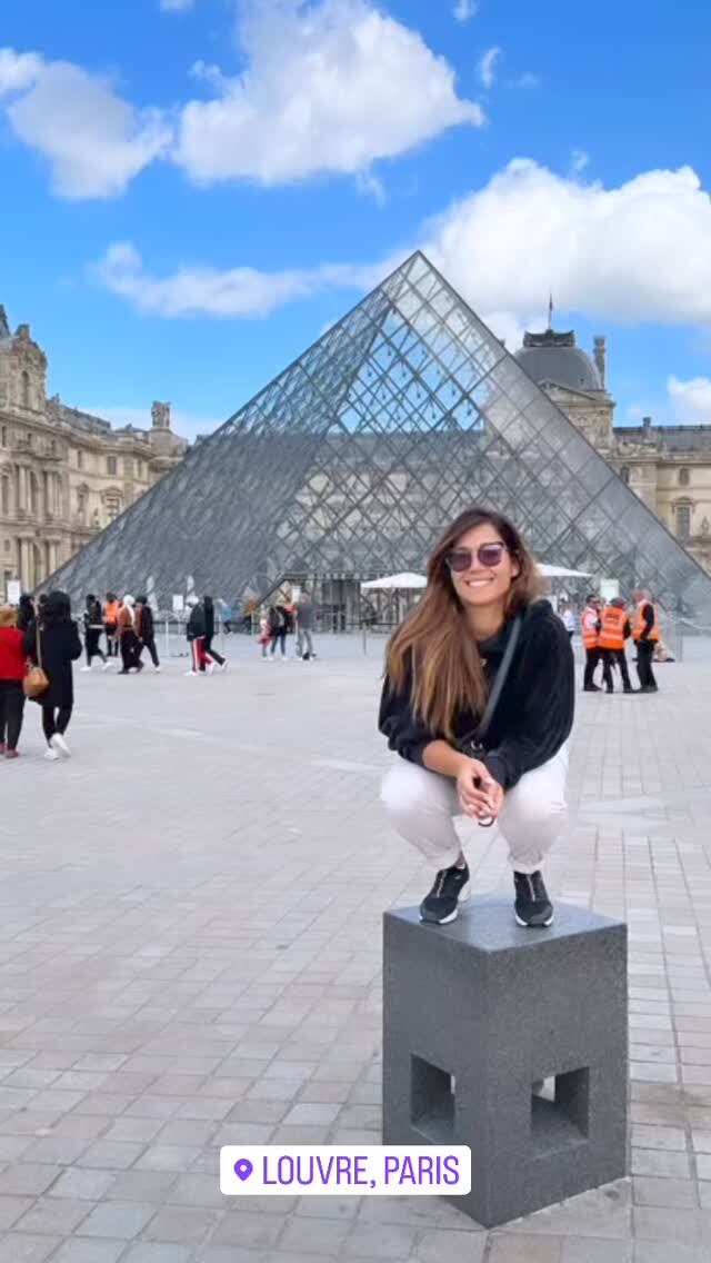 Gisela Campos en el Louvre.