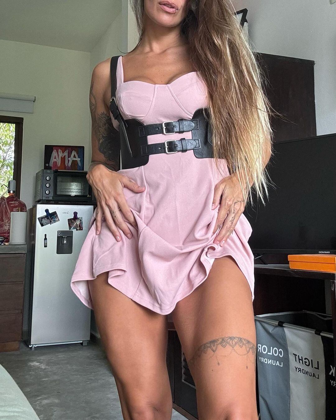 Ivana Nadal conquistó a sus fans con un vestido color nude