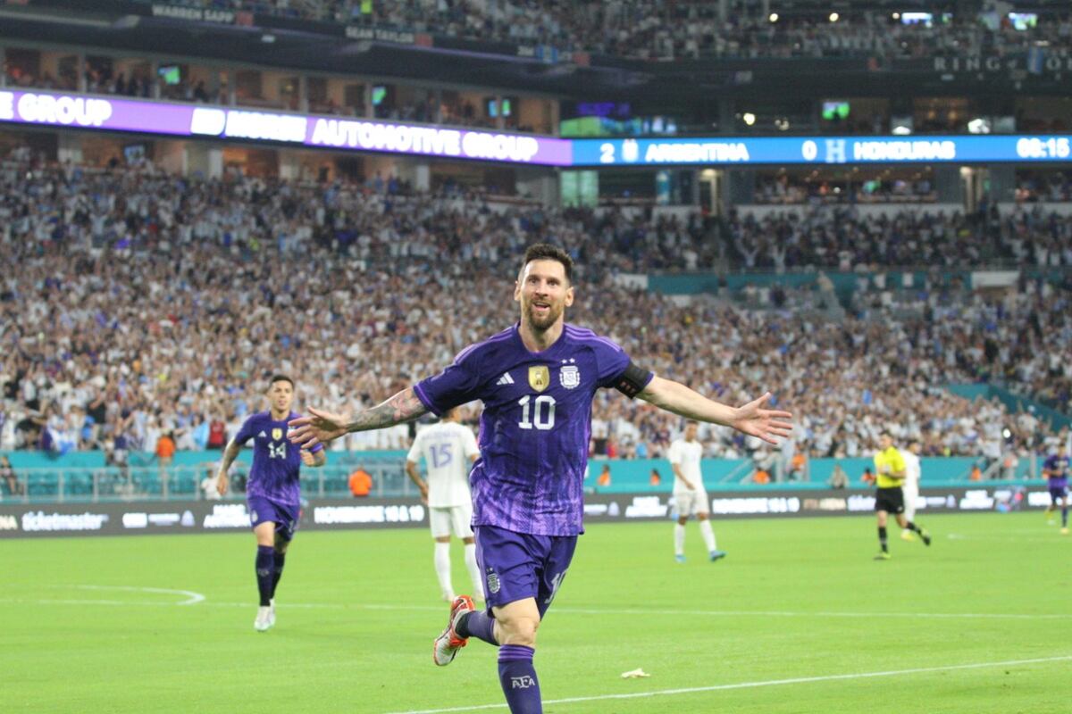 La Selección Argentina le ganó 3 a 0 a Honduras con un Messi imparable