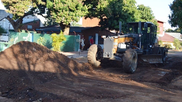 El Intendente de Posadas recorrió las obras de la Chacra 52.