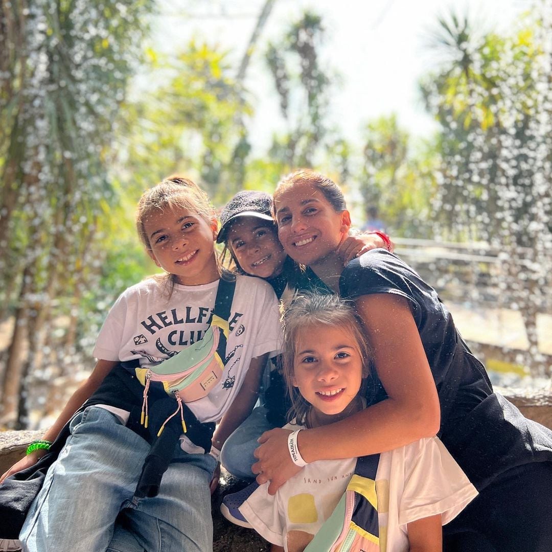 El tierno posteo de Cinthia Fernández junto a sus hijas.