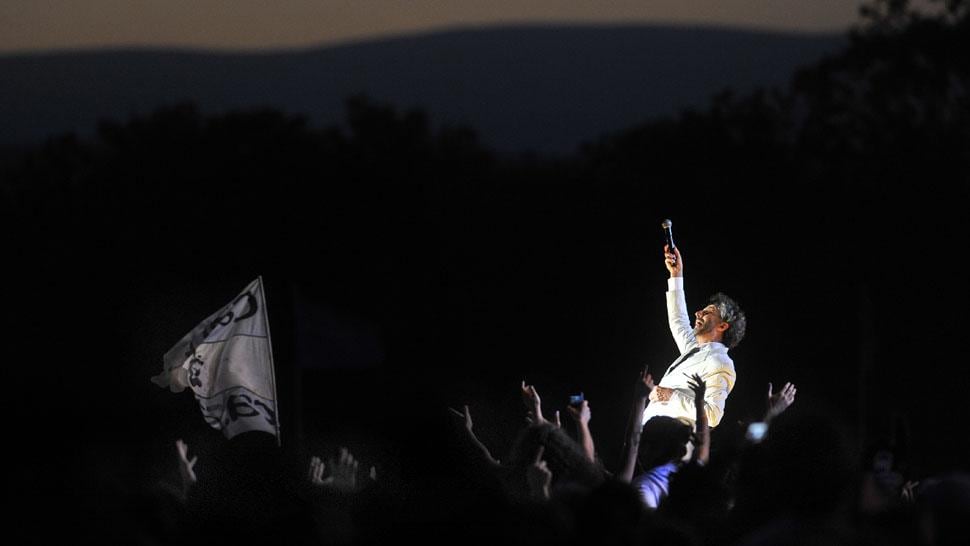 Después de 4 años Fito Paéz vuelve a los escenarios del festival. 