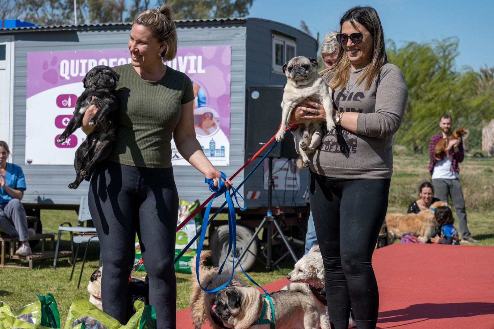 Jornada de Mascotas con castraciones, desfile y demás