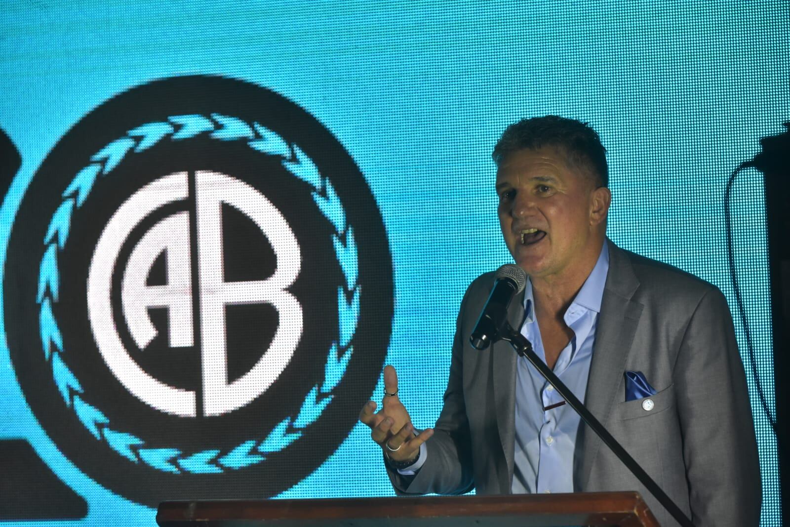 El Club Atlético Belgrano festejó sus 120 años en la sede del club con la presencia de diversas figuras y ex jugadores