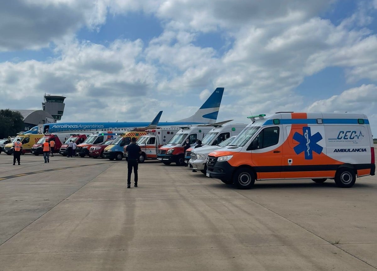 Incidente en el Aeropuerto Córdoba con un vuelo de Aerolíneas Argentinas. (@andyferreira)