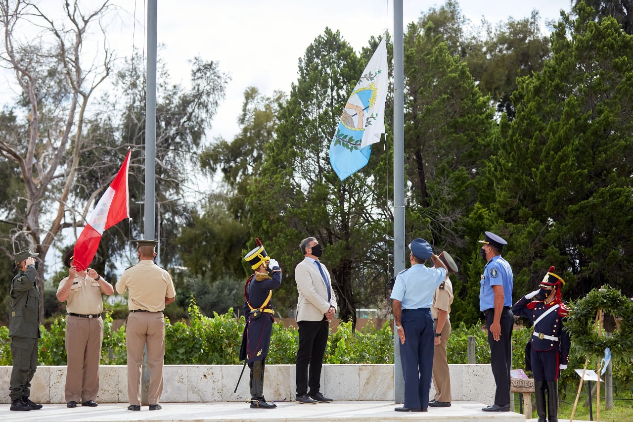 Homenaje al Libertador San Martín en el Campo Histórico El Plumerillo. 