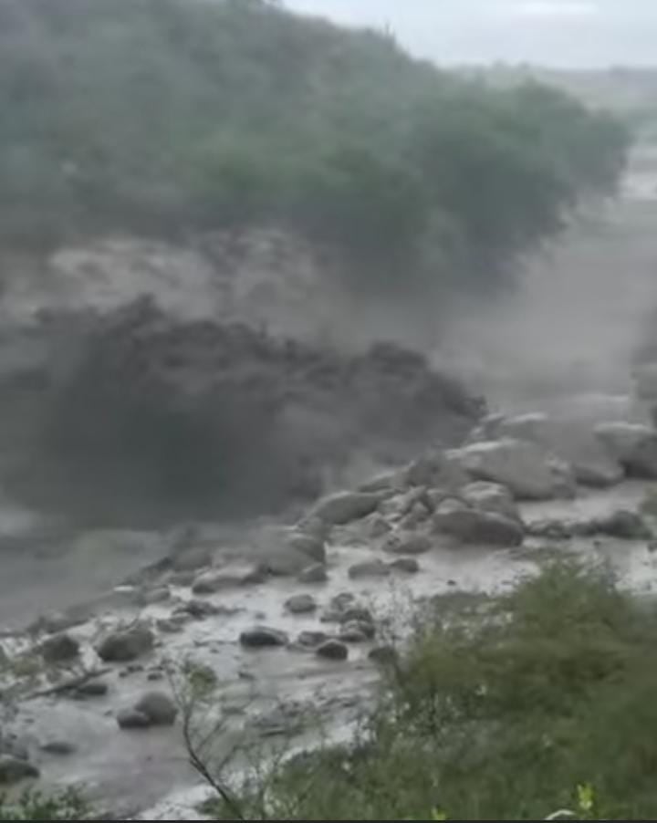 Crecida del río en la zona de El Rincón.