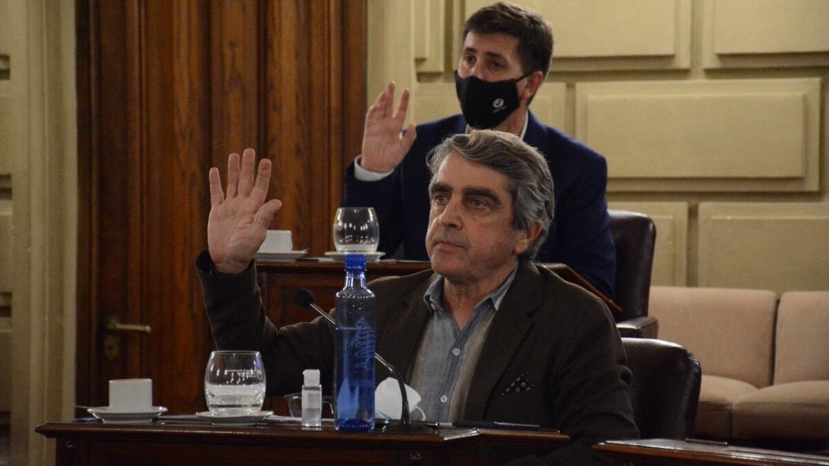 El Senado provincial ya analiza el pedido de desafuero de Traferri, que volvió a cargar contra Sain