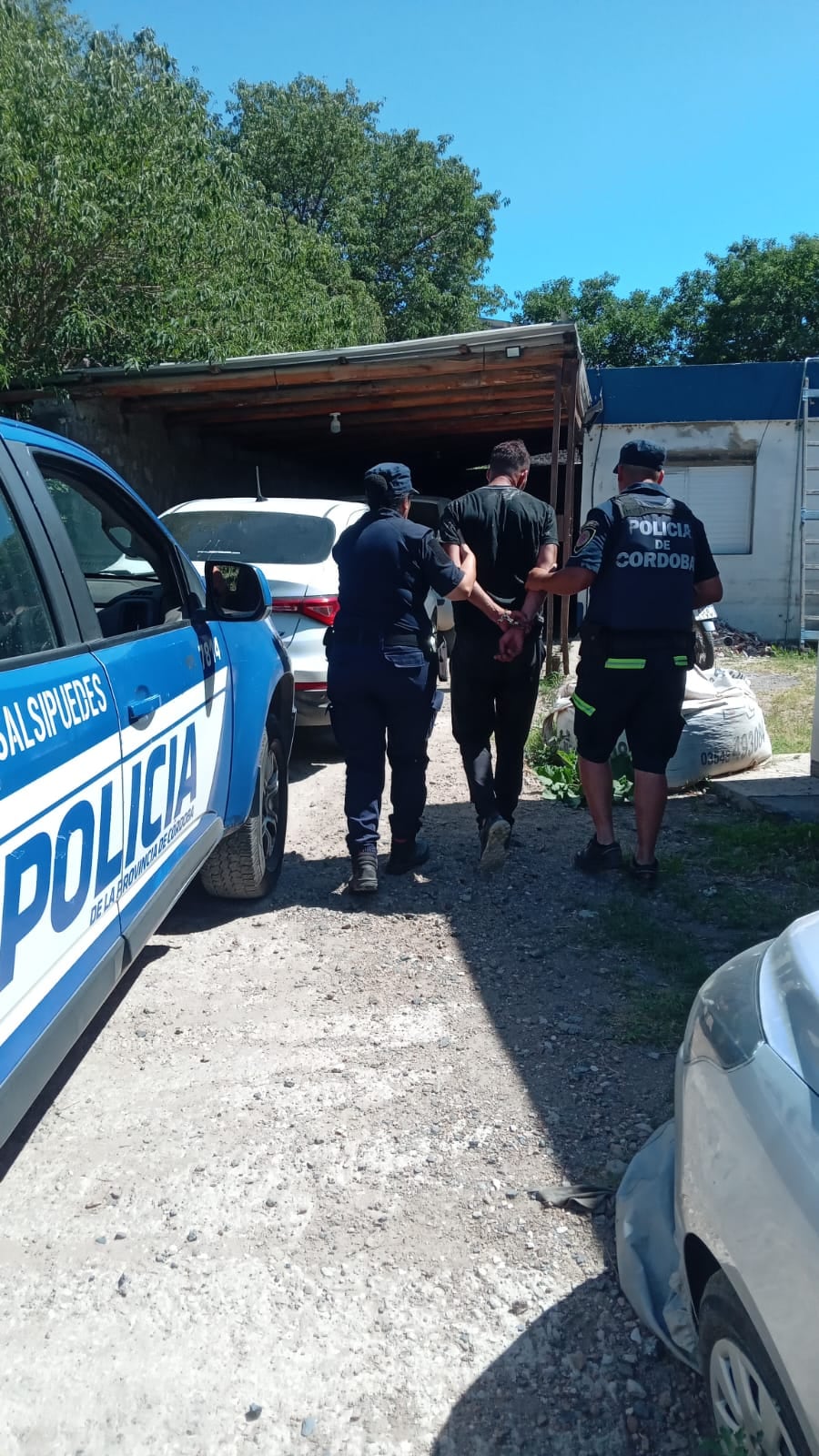 SALSIPUEDES. El momento de detención de José Luis Gómez, femicida de Sofía Anabel Sosa (Policía de Córdoba).