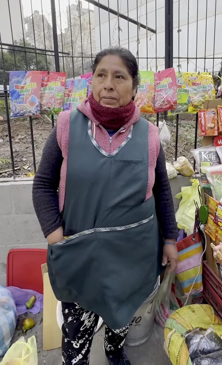 Le hicieron un mural por su esfuerzo.