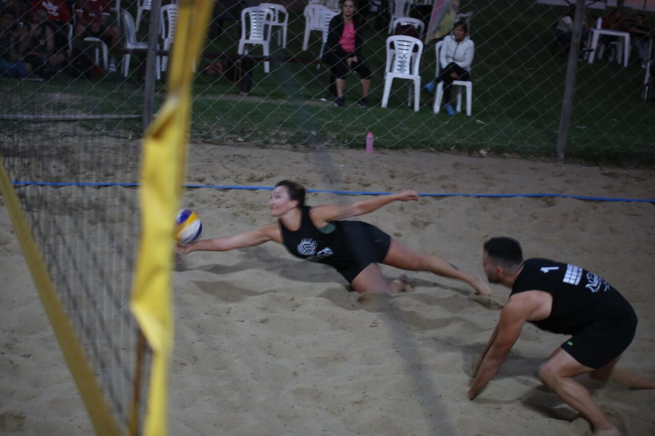 Sebatián Amantini Beach Voley Arroyito