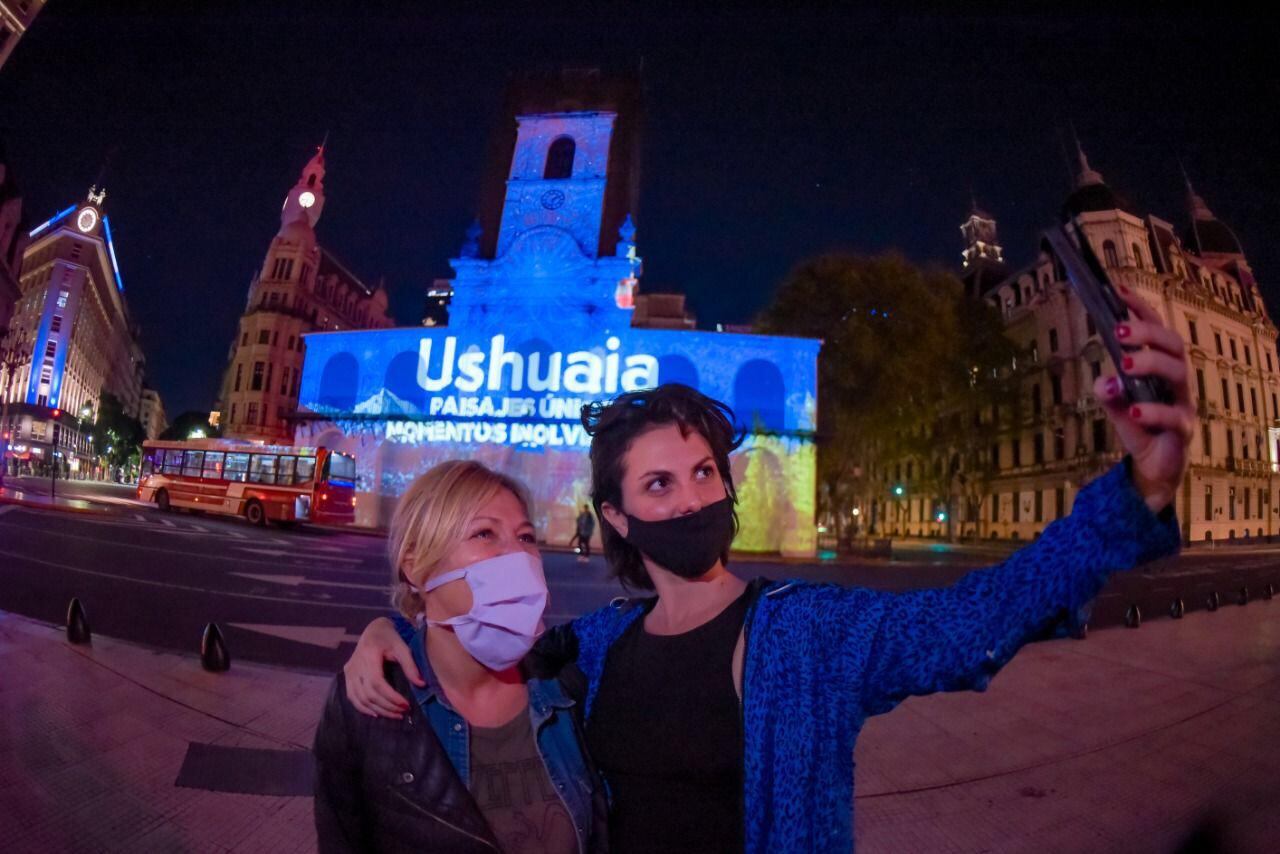 Mediante un video mapping la ciudad fueguina mostró sus atractivos turísticos a todo el país.