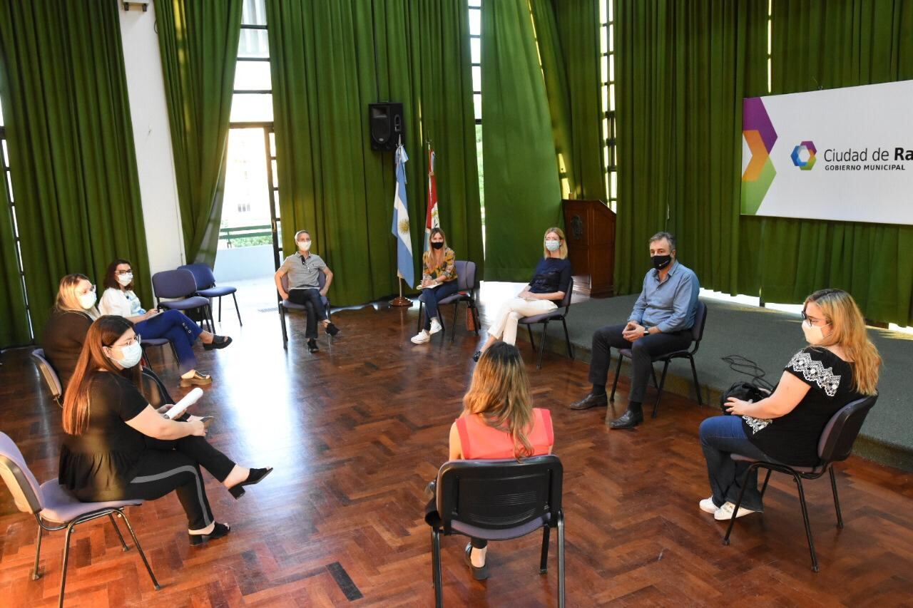 Reunión con vecinos por la obra de cloacas en Rafaela