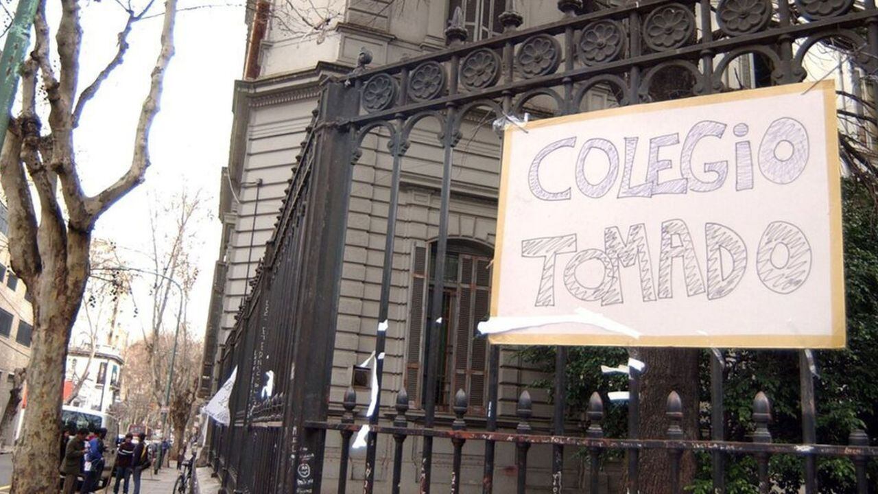 Toma del colegio Carlos Pellegrini en Buenos Aires. / Foto: Gentileza