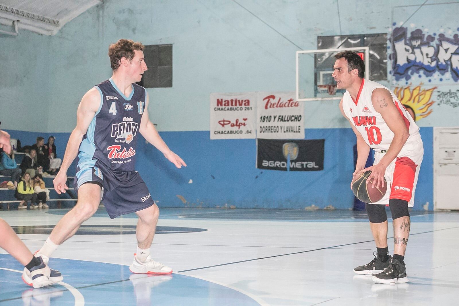 Oficial de Básquet de Tres Arroyos: Alumni sorprendió a Club de Pelota en el inicio de los Playoffs