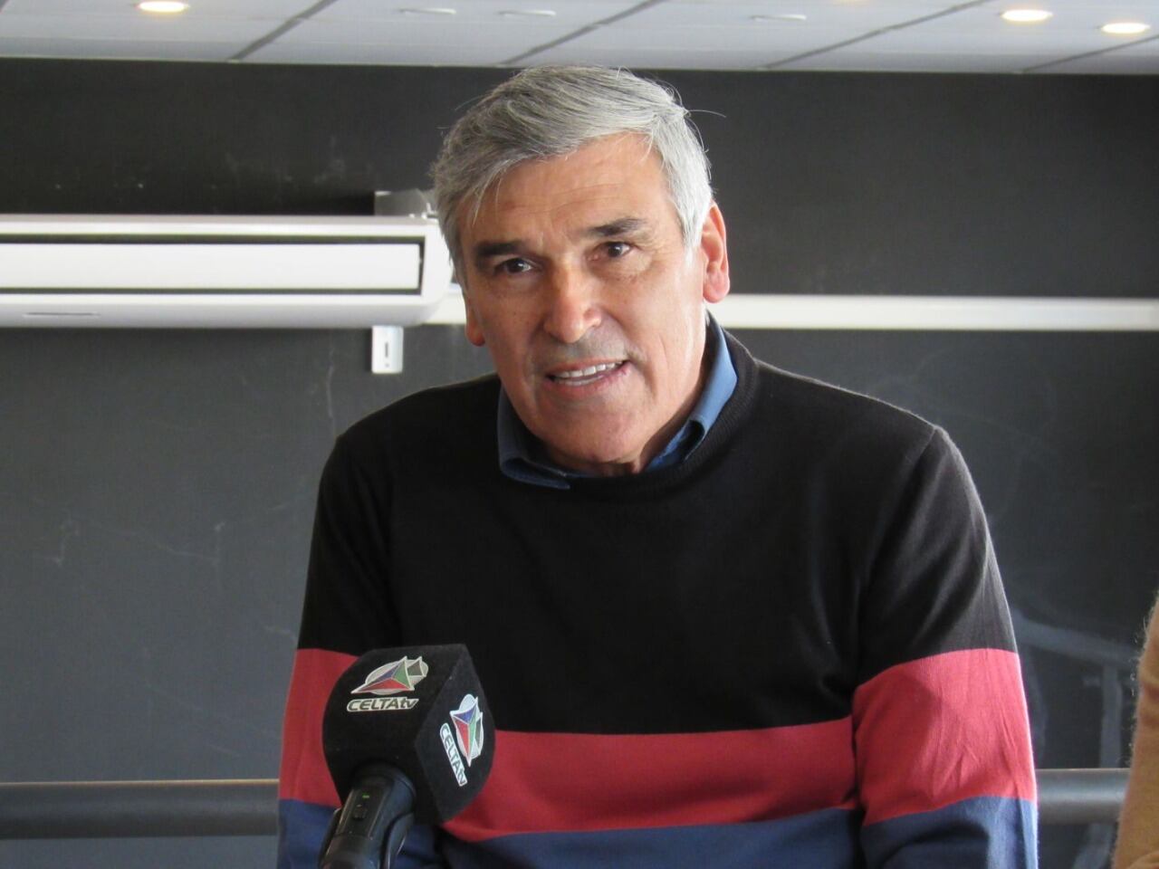 Carlos Ávila, Tres Arroyos.