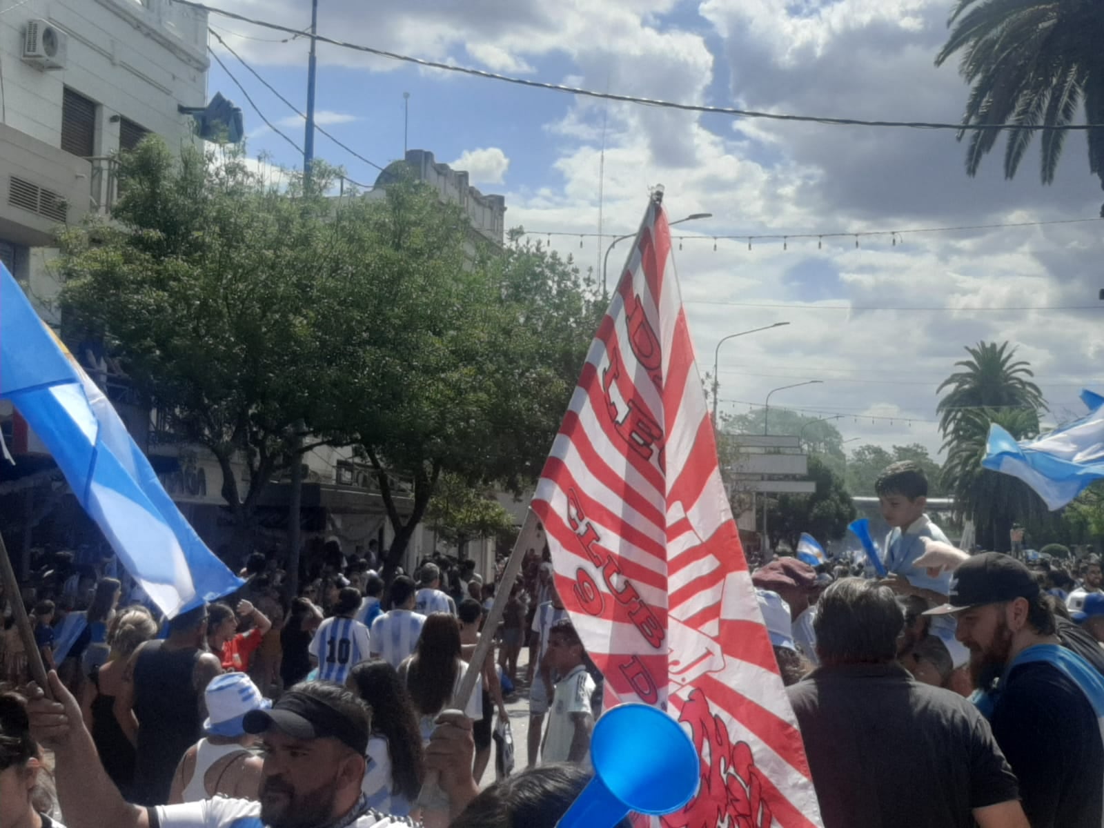 Rafaela gritó bien fuerte Argentina campeón!!!