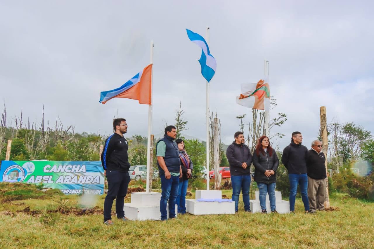 Inauguraron en Tolhuin la cancha de fútbol “Abel Aranda”