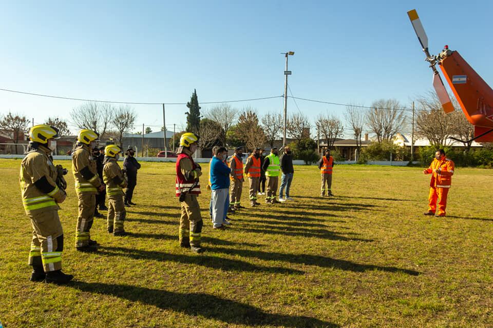 Los helicópteros UYV, son unidades de terapia intensiva en aérea de alta complejidad, y con la capacidad de aterrizar en cualquier lugar donde una emergencia médica lo requiera (Facebook Comuna de Soldini)